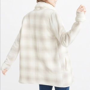 Abercrombie & Fitch Sweaters - Abercrombie & Fitch Sherpa Lined Cardigan Abercrombie & Fitch Sweaters - Abercrombie & Fitch Sherpa Lined Cardigan